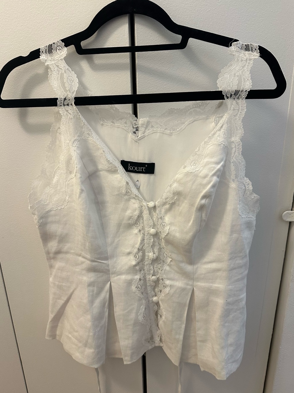 Kourt White Lace-Trim Linen Blend Tank